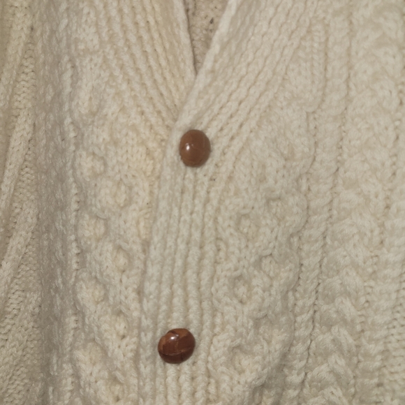 Vintage cable knit hand knit cardigan sweater Northwear Nordstrom wool L - Picture 3 of 6